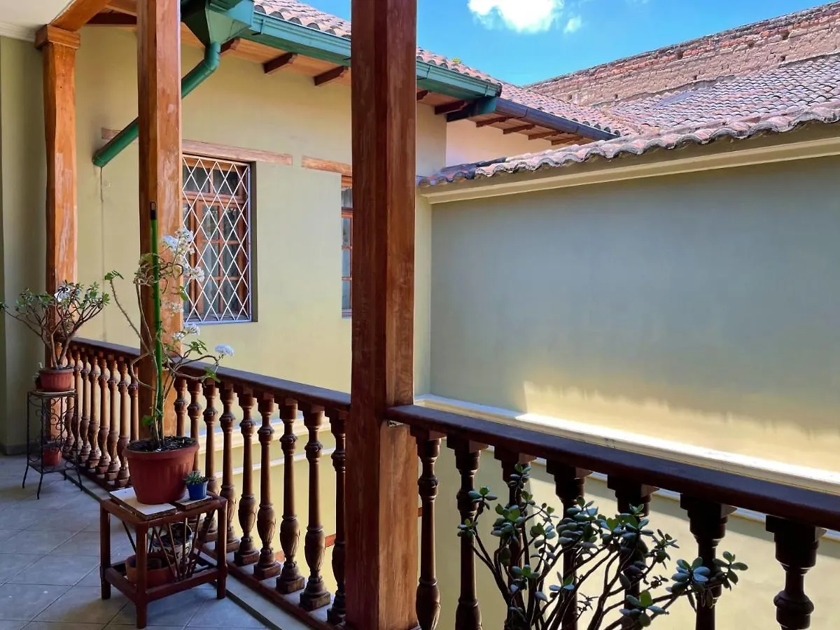 Arte Y Vida! Fantastico Departamento - Centro De Quito Apartment 0*,  Ecuador